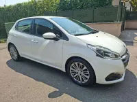 Usata Peugeot 208 82 CV (60 kW) 2017 Bianco Utilitaria
