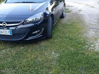 Usata Opel Astra 110 CV (80 kW) 2014 Nero Station wagon