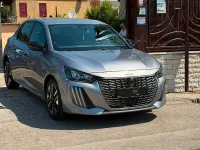 Usata Peugeot 208 Allure 101 CV (74 kW) 2025 Grigio Utilitaria