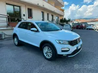 Usata VW T-Roc Business 150 CV (110 kW) 2021 Bianco SUV