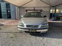 Usata Volvo V70 163 CV (119 kW) 2003 Argento Station wagon