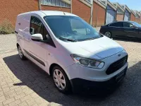 Usata Ford Courier 75 CV (55 kW) 2016 Bianco Monovolume