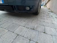 Usata VW Passat Highline 131 CV (96 kW) 2005 Blu Station wagon