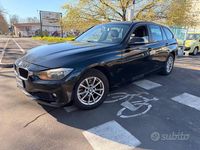 Usata BMW 318 Luxury Line 143 CV (105 kW) 2013 Nero Station wagon