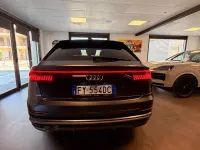 Usata Audi Q8 Sport 285 CV (209 kW) 2019 Grigio SUV