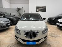 Usata Lancia Delta 120 CV (88 kW) 2011 Beige Utilitaria