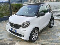 Usata Smart ForTwo Coupé 71 CV (52 kW) 2017 Bianco Utilitaria