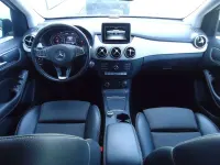 Usata Mercedes B200 136 CV (100 kW) 2017 Calcite Utilitaria