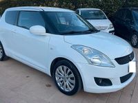 Usata Suzuki Swift 93 CV (68 kW) 2013 Bianco Utilitaria