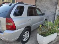 Usata Kia Sportage Active 113 CV (83 kW) 2005 Argento SUV