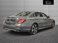 Usata Mercedes E220 Premium 195 CV (143 kW) 2019 Grigio medio metallizzato Berlina