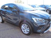 Usata Renault Captur Equilibre 100 CV (73 kW) 2023 Grigio SUV