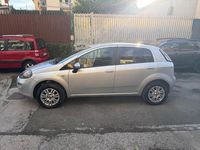 Usata Fiat Punto Easy 69 CV (50 kW) 2012 Argento Utilitaria