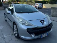 Usata Peugeot 207 CC 120 CV (88 kW) 2009 Argento Cabrio
