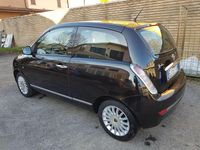 Usata Lancia Ypsilon 69 CV (50 kW) 2011 Nero Utilitaria