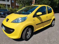 Usata Peugeot 107 68 CV (50 kW) 2006 Giallo Utilitaria