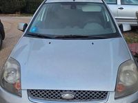 Usata Ford Fiesta 80 CV (58 kW) 2007 Grigio Berlina