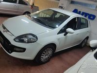 Usata Fiat Punto Evo 69 CV (50 kW) 2011 Bianco Utilitaria