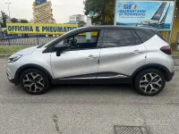 Usata Renault Captur 120 CV (88 kW) 2017 Grigio SUV