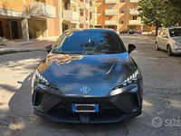 Usata MG MG4 EV 150 kW (204 CV) 2023 Grigio Utilitaria
