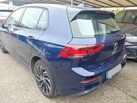 Usata VW Golf VIII Life 131 CV (96 kW) 2022 Blu Berlina