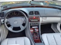 Usata Mercedes CLK200 192 CV (141 kW) 1999 Blu Cabrio