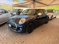 Usata Mini Cooper Coupé Hype 116 CV (85 kW) 2015 Blu/azzurro Coupé