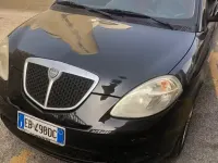 Usata Lancia Ypsilon 60 CV (44 kW) 2010 Nero Utilitaria