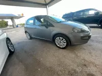 Usata Fiat Punto 65 CV (47 kW) 2010 Grigio Utilitaria