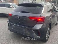 Usata VW T-Roc R-line 190 CV (139 kW) 2024 Grigio SUV