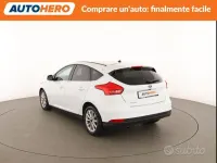 Usata Ford Focus 120 CV (88 kW) 2015 Bianco Berlina