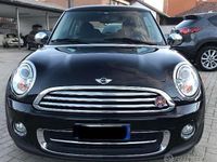 Begagnad Mini Cooper 98 HK (72 kW) 2011 Svart Halvkombi