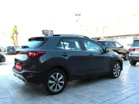 Usata Kia Stonic Style 101 CV (74 kW) 2022 Grigio SUV