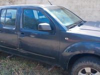 Usata Nissan Navara 190 CV (139 kW) 2006 Grigio Pick-up