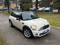 Usata Mini Cooper 120 CV (88 kW) 2009 Marrone Utilitaria