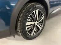 Usata Peugeot 5008 Allure 131 CV (96 kW) 2025 Blu SUV