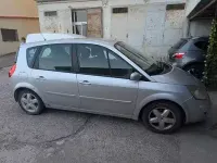 Usata Renault Scénic II 106 CV (77 kW) 2007 Monovolume