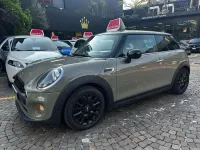 Usata Mini ONE 75 CV (55 kW) 2019 Emerald grey Utilitaria