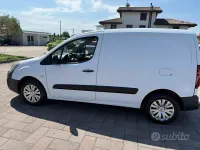 Usata Citroën Berlingo 90 CV (66 kW) 2015 Bianco Monovolume