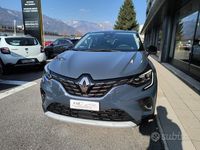 Usata Renault Captur Techno 142 CV (104 kW) 2023 Blu SUV