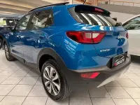 Begagnad Kia Stonic Urban 100 HK (73 kW) 2023 Blå SUV