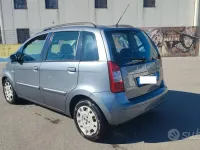 Usata Fiat Idea 75 CV (55 kW) 2007 Grigio Monovolume