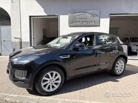 Begagnad Jaguar E-Pace R-Dynamic 150 HK (110 kW) 2019 Svart SUV