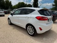 Usata Ford Fiesta Titanium 75 CV (55 kW) 2020 Bianco Utilitaria