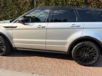 Usata Land Rover Range Rover evoque 150 CV (110 kW) 2017 Argento SUV