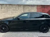 Begagnad BMW 118 Efficient Dynamics 143 HK (105 kW) 2007 Svart Halvkombi