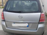 Brugt Opel Zafira Enjoy 120 HK (88 kW) 2006 Grå MPV