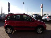 Second-hand Fiat Panda 4x4 Climbing 75 CP (55 kW) 2011 Roșu Hatchback
