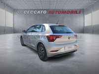 Usata VW Polo Life 95 CV (69 kW) 2023 Argento Utilitaria