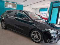 Usata Mercedes B200 AMG line 150 CV (110 kW) 2020 Nero Monovolume